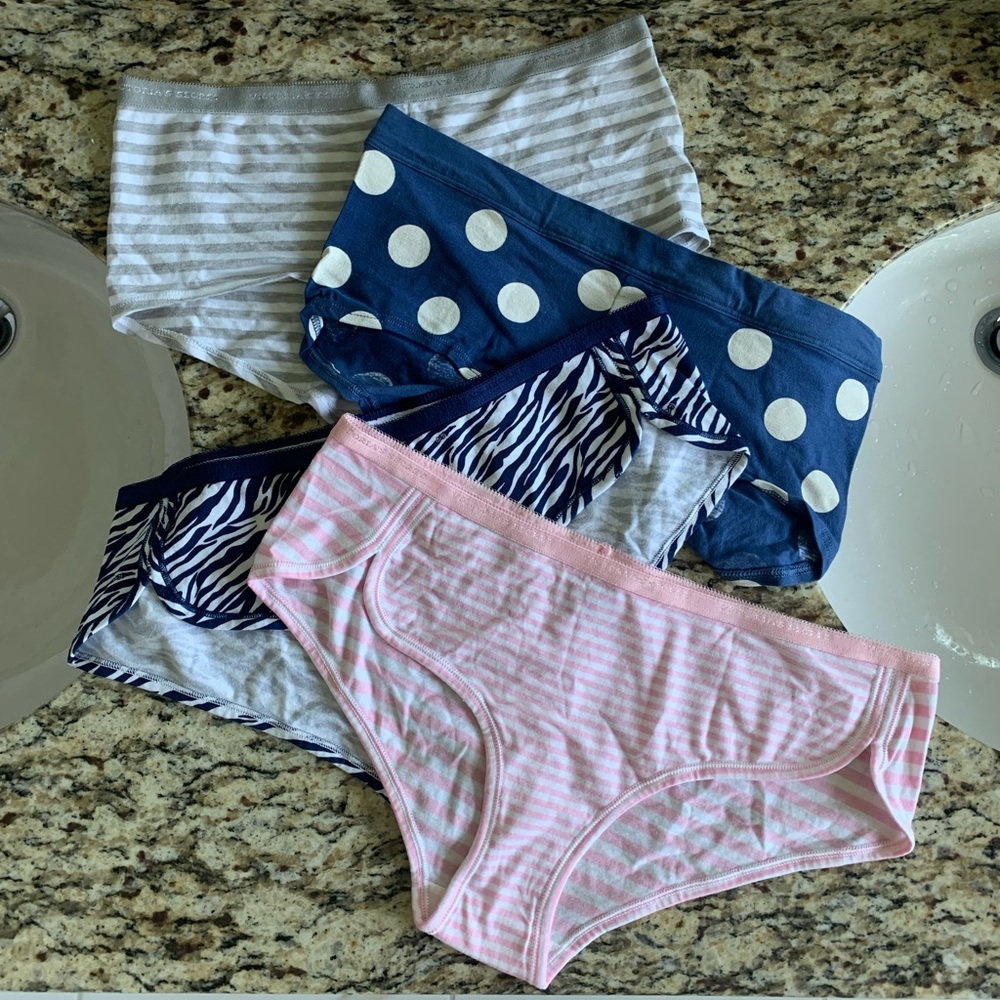 NWOT Vintage Victoria’s Secret Boyshort/Hipster Panties